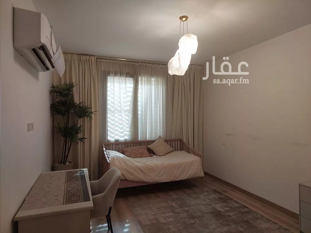 4 bedroom villa in Al Rimal 11