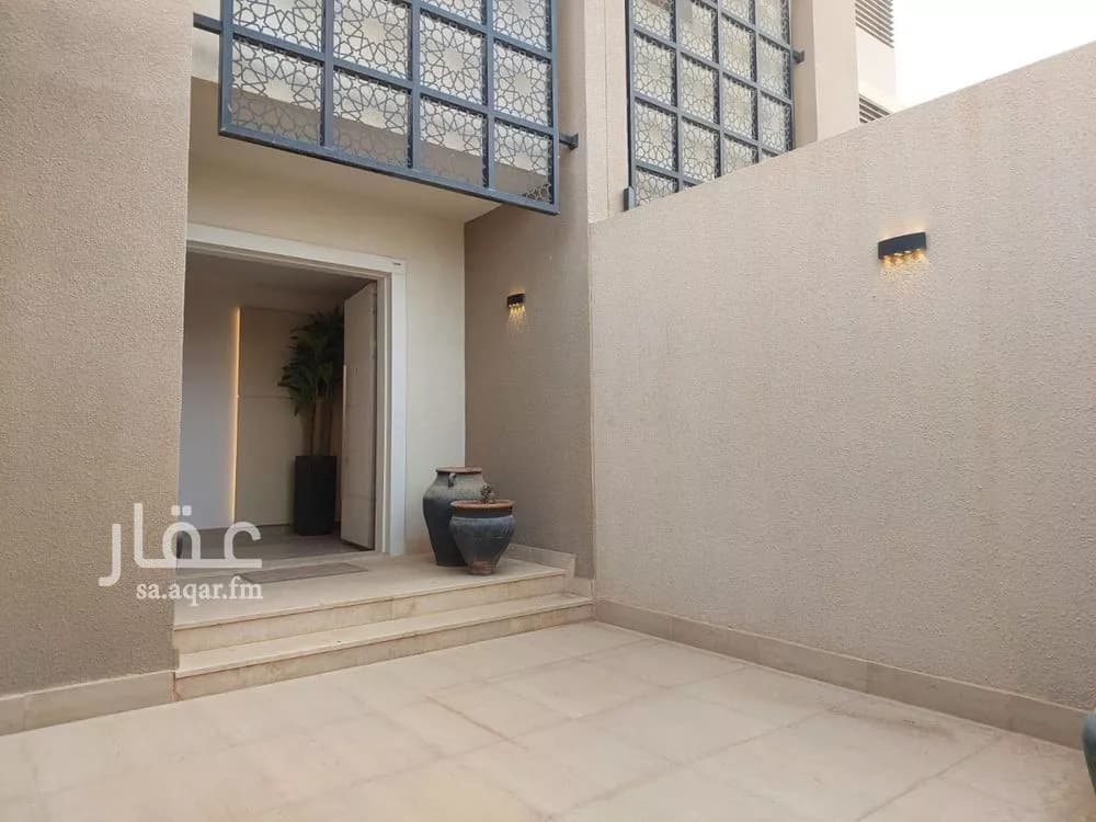 4 bedroom villa in Al Rimal 6