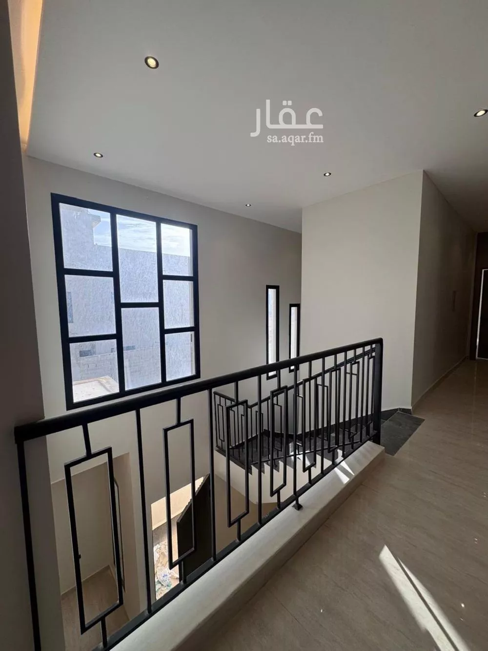5 bedroom villa in Al Janadriyah 7