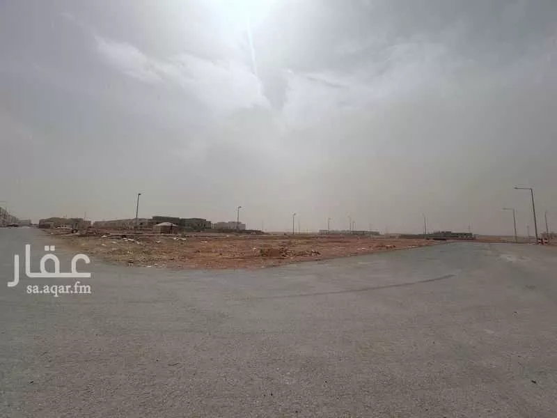 أرض 312 م² في ديراب 5