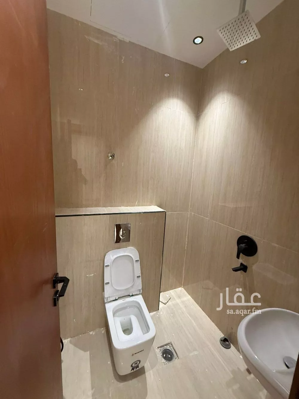 شقة 5 غرف في المهدية 5