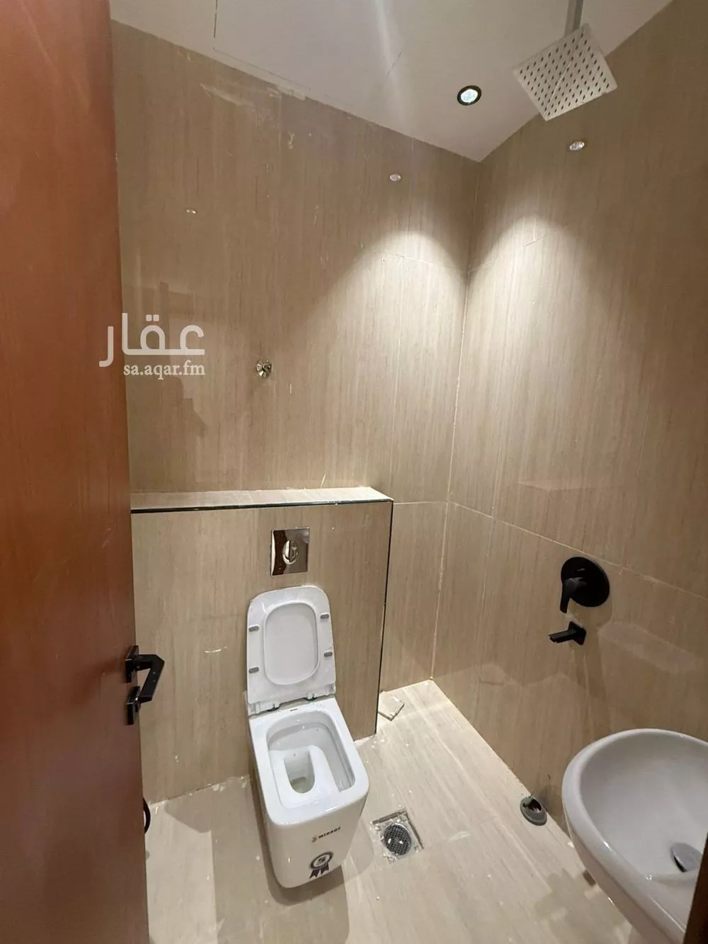 شقة 5 غرف في المهدية 7