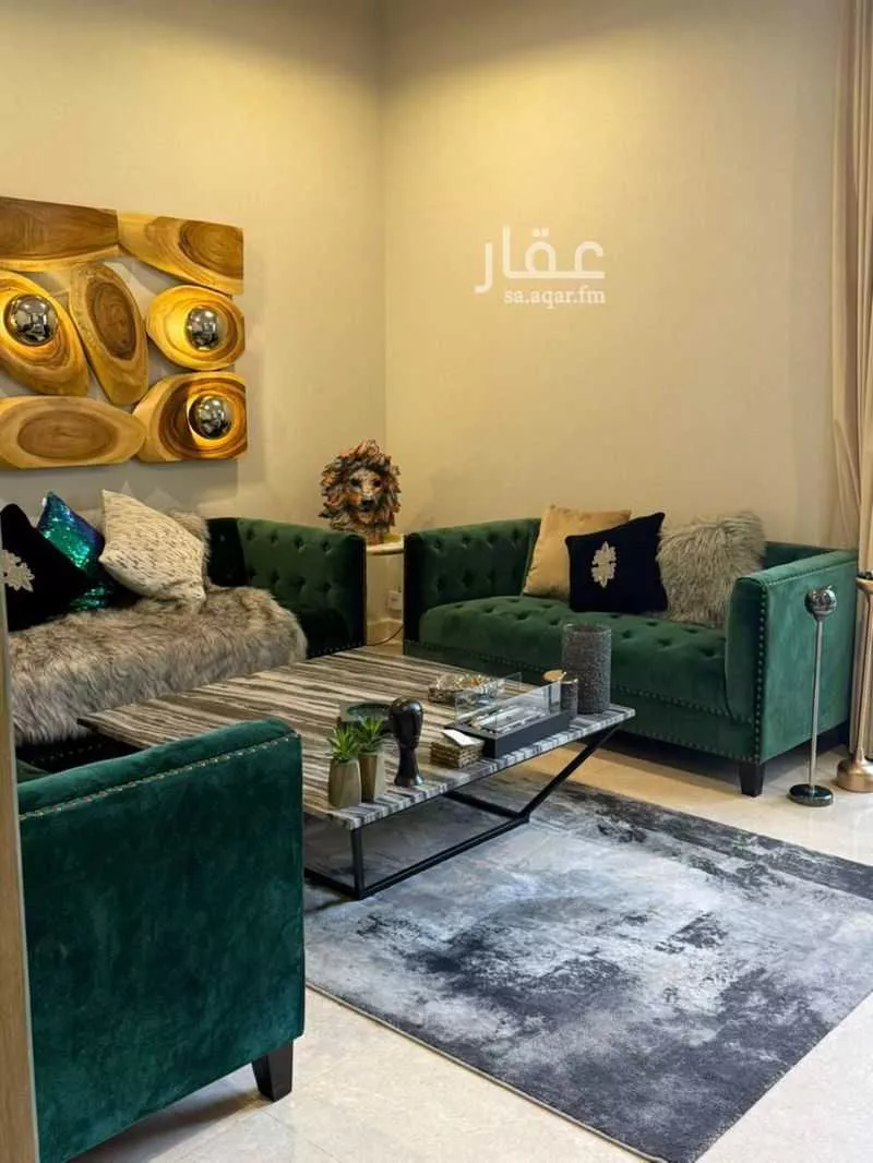 فيلا 4 غرف في عرقة 6