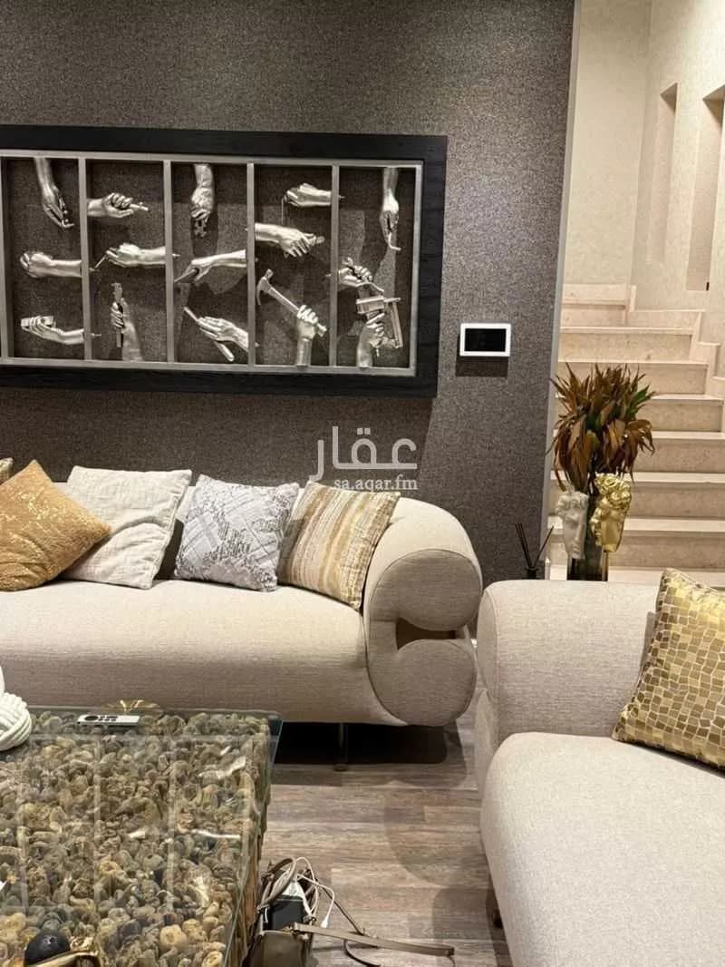 فيلا 4 غرف في عرقة 7