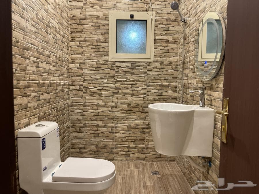 فيلا 7 غرف في الياقوت 13