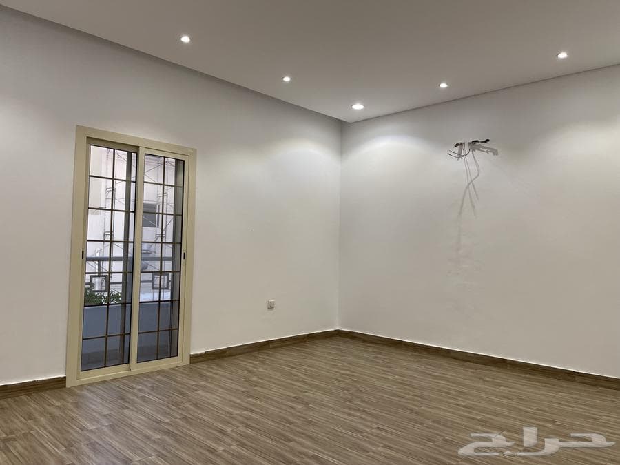 فيلا 7 غرف في الياقوت 14