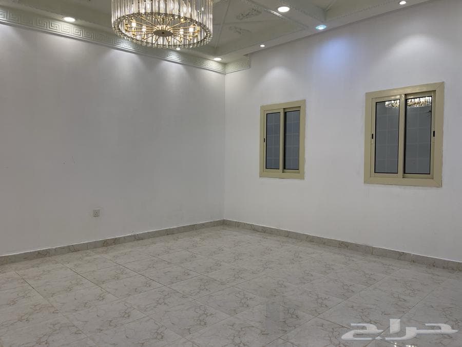 فيلا 7 غرف في الياقوت 6