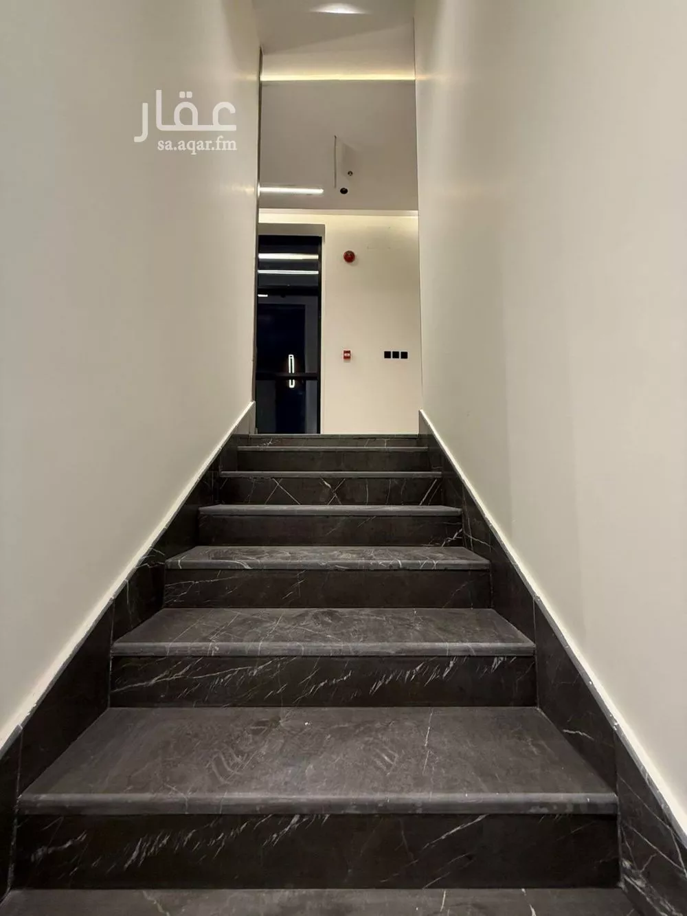 شقة 4 غرف في المهدية 22