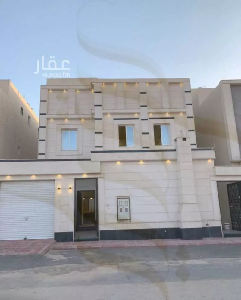 شقة 5 غرف في الرمال 1