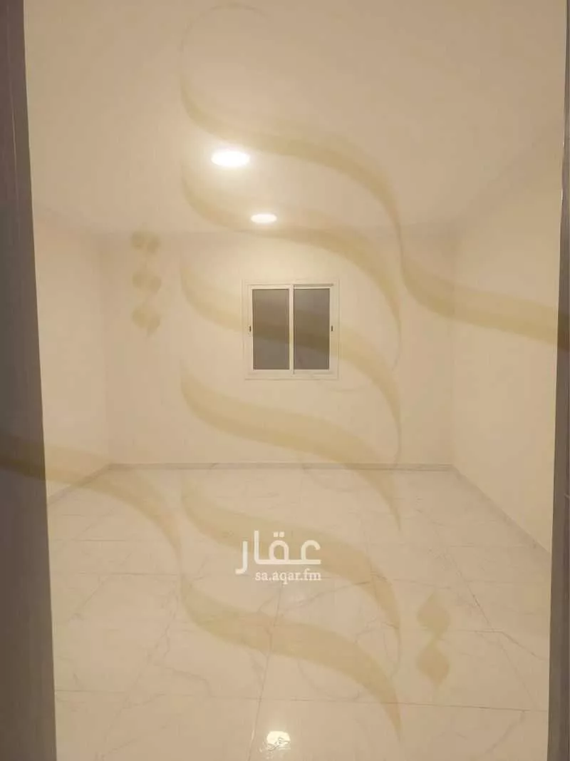 شقة 5 غرف في الرمال 4