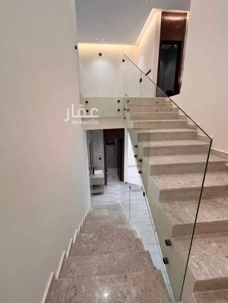 فيلا 4 غرف في الجنادرية 16