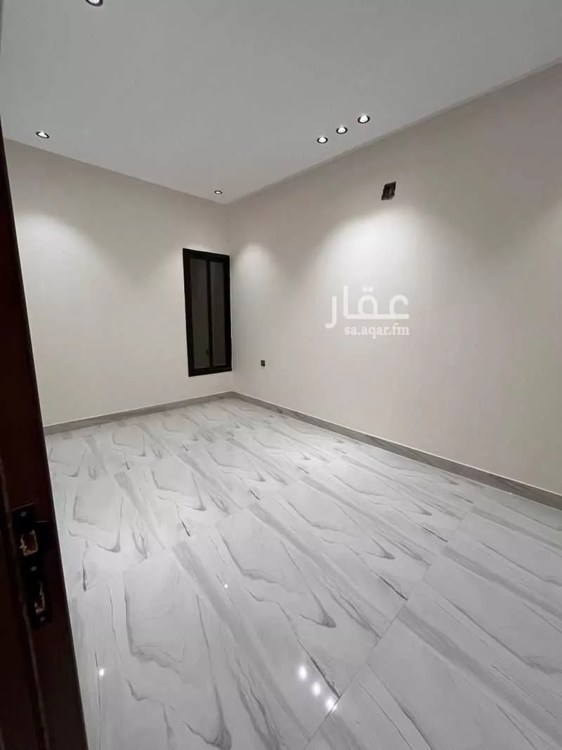 فيلا 4 غرف في الجنادرية 17