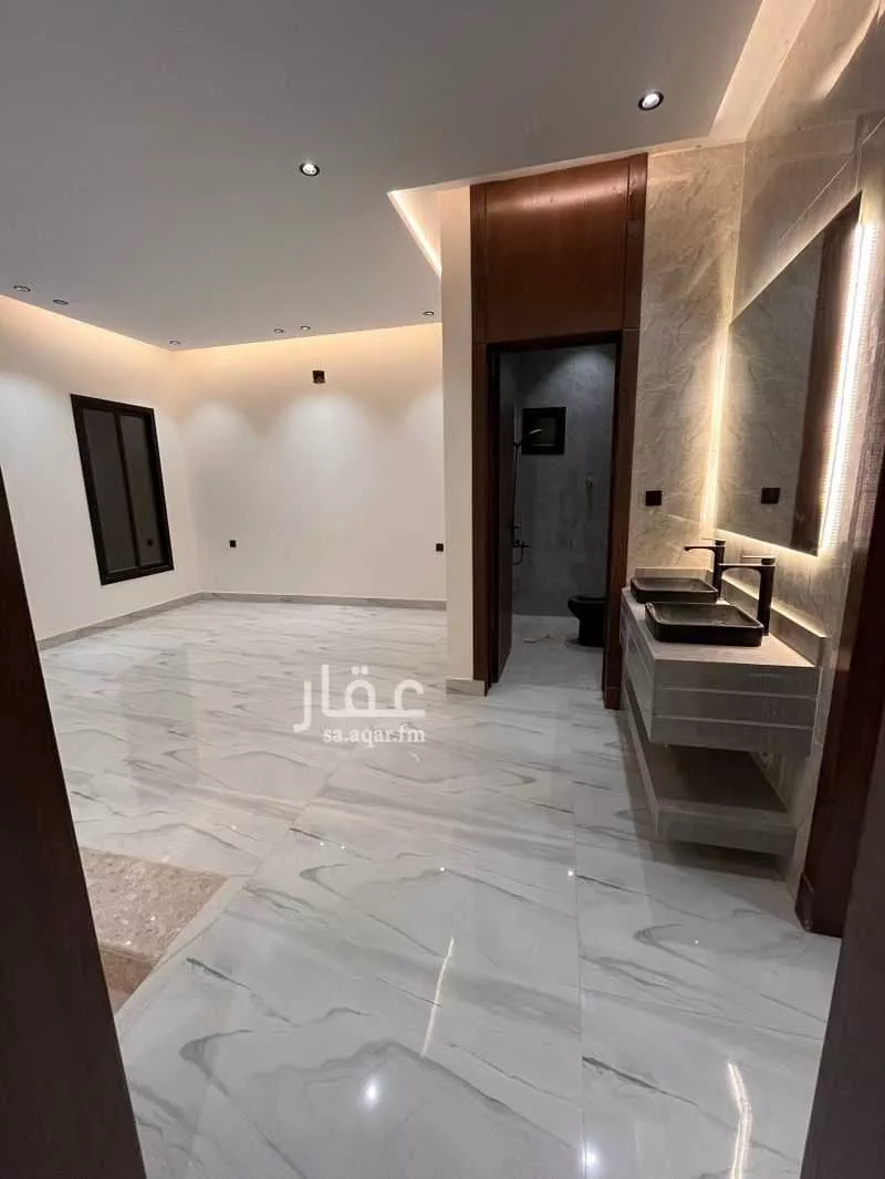 فيلا 4 غرف في الجنادرية 18