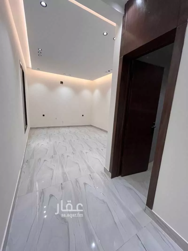 فيلا 4 غرف في الجنادرية 10