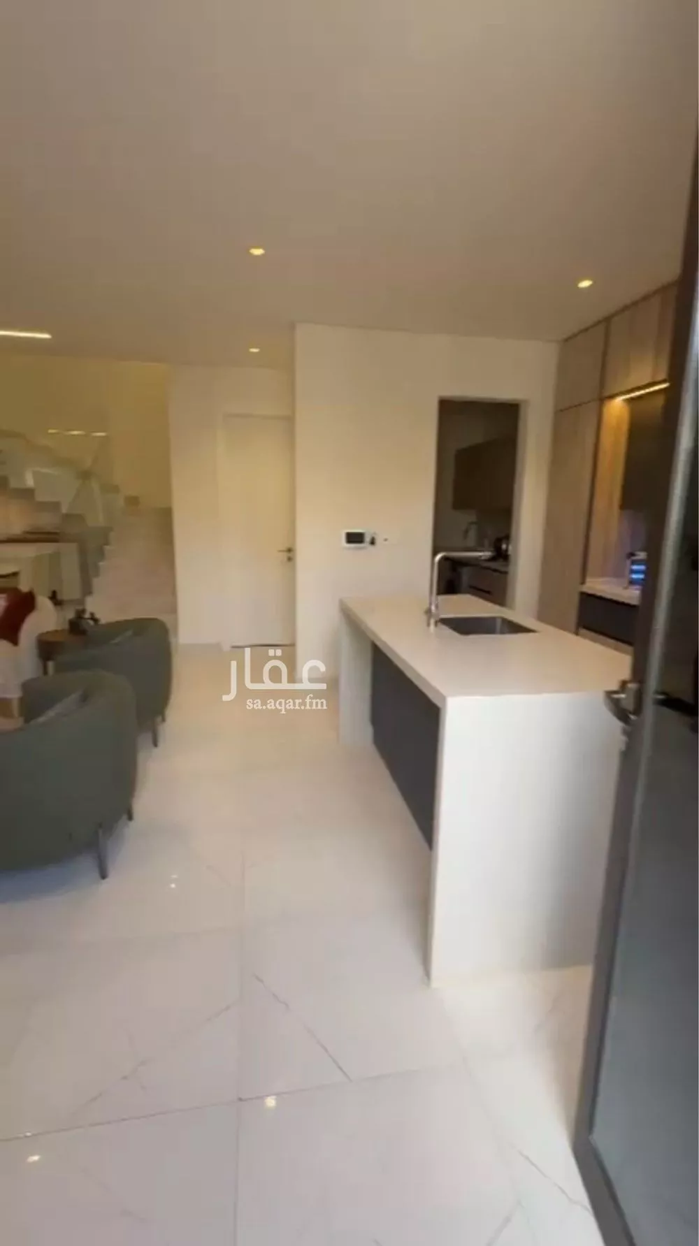 فيلا 4 غرف في النرجس 14