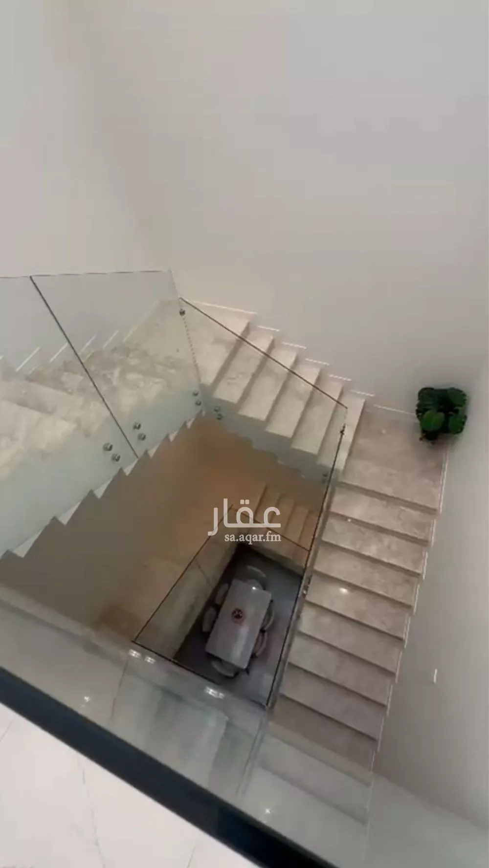 فيلا 4 غرف في النرجس 8