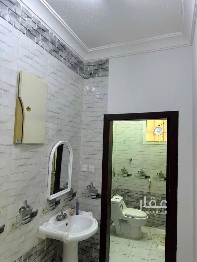 شقة 3 غرف في النظيم 8