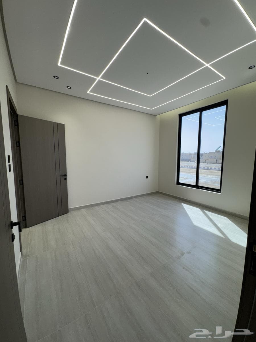 شقة 4 غرف في ضاحية الملك فهد 15