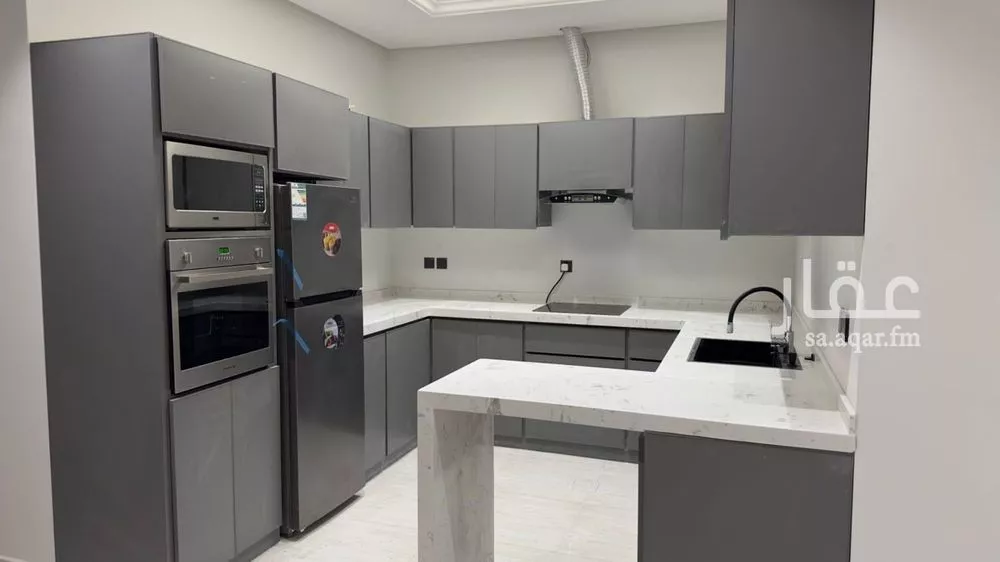 شقة 3 غرف في الملقا 1