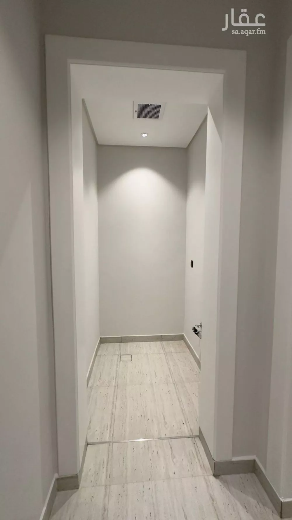 شقة 3 غرف في الملقا 5