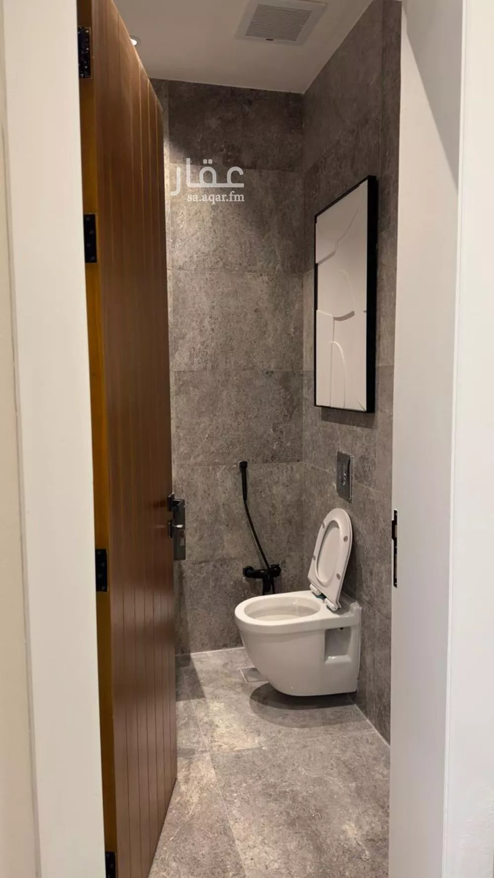 شقة 3 غرف في الملقا 6