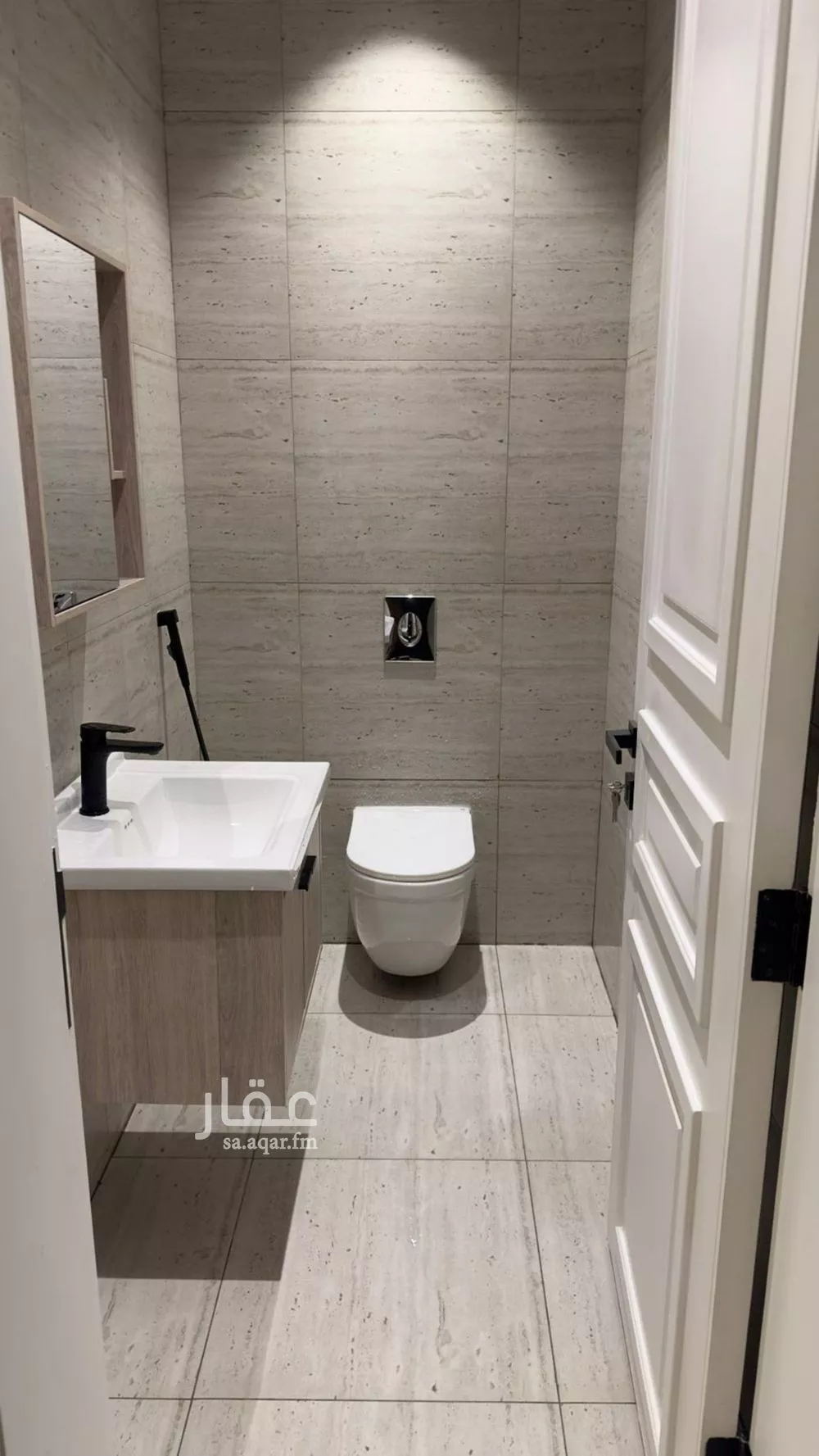 شقة 3 غرف في الملقا 7