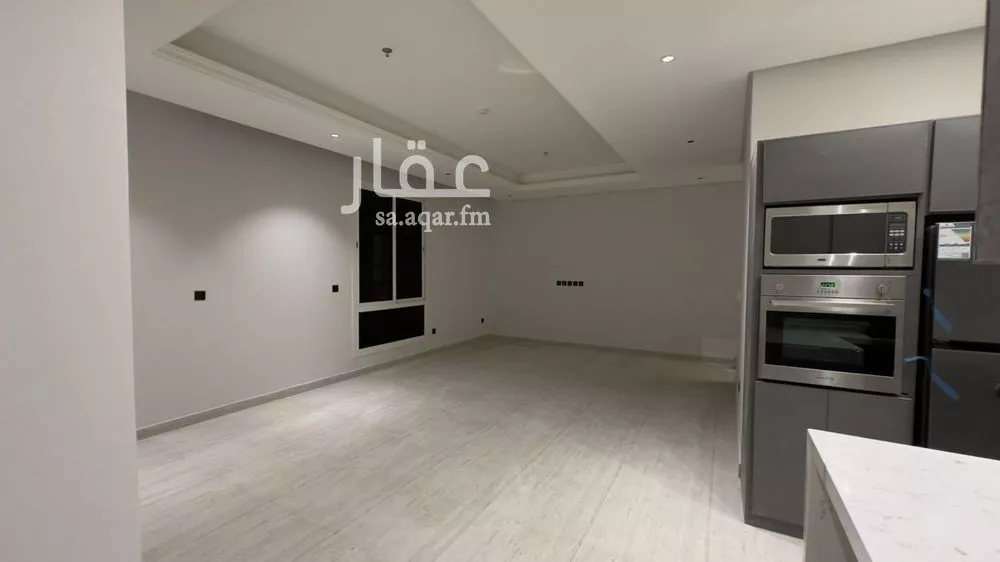 شقة 3 غرف في الملقا 8