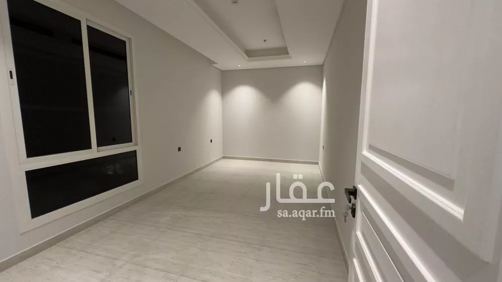 شقة 3 غرف في الملقا 9