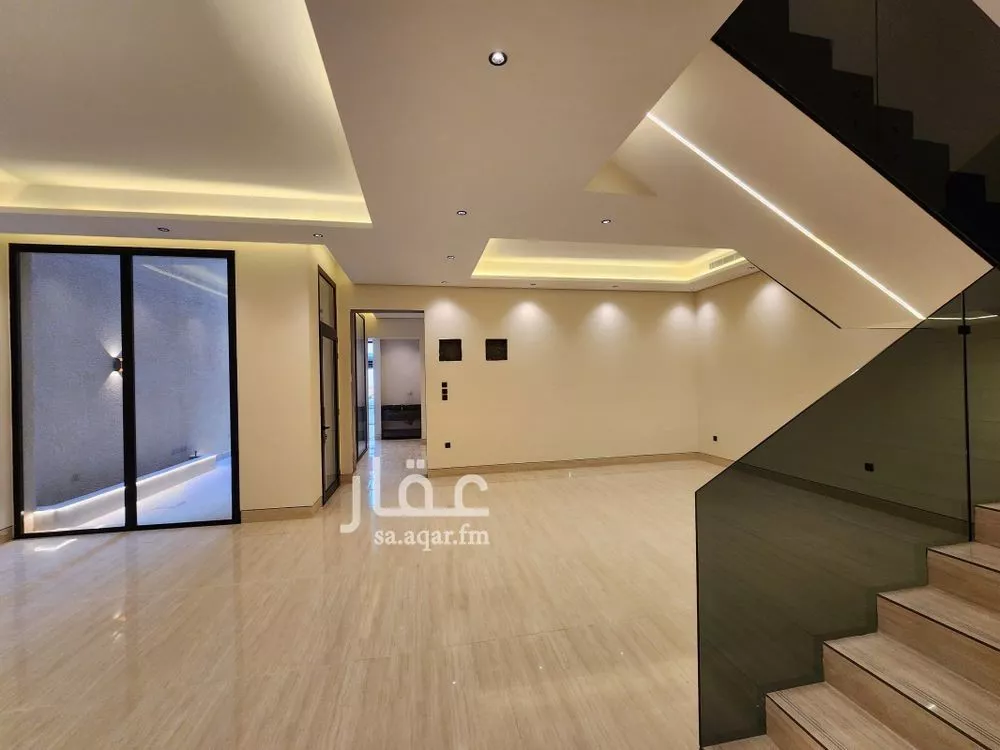 فيلا 5 غرف في النرجس 3