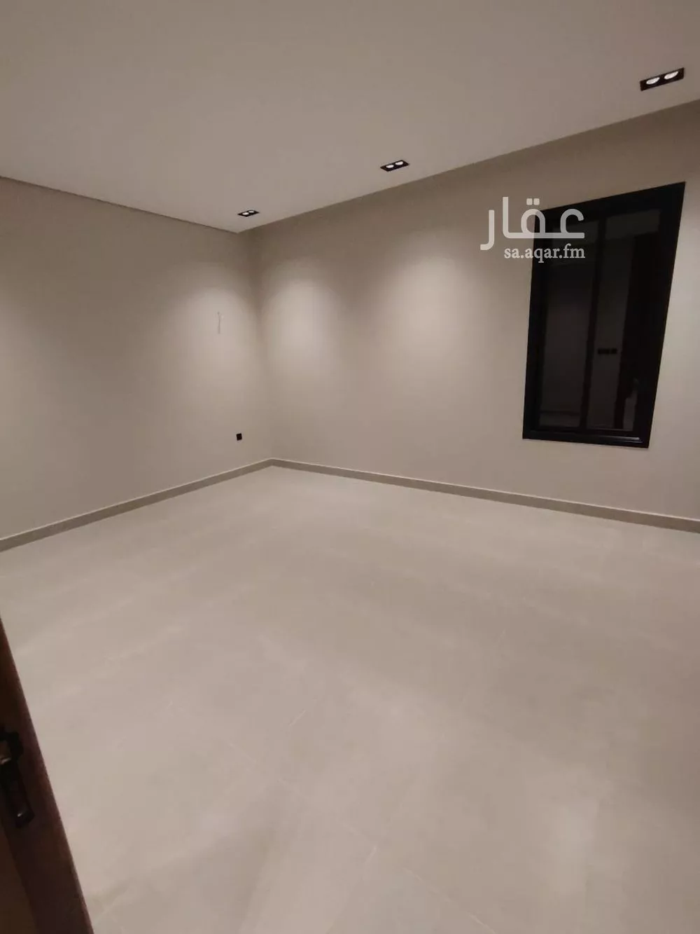 فيلا 6 غرف في المونسية 11