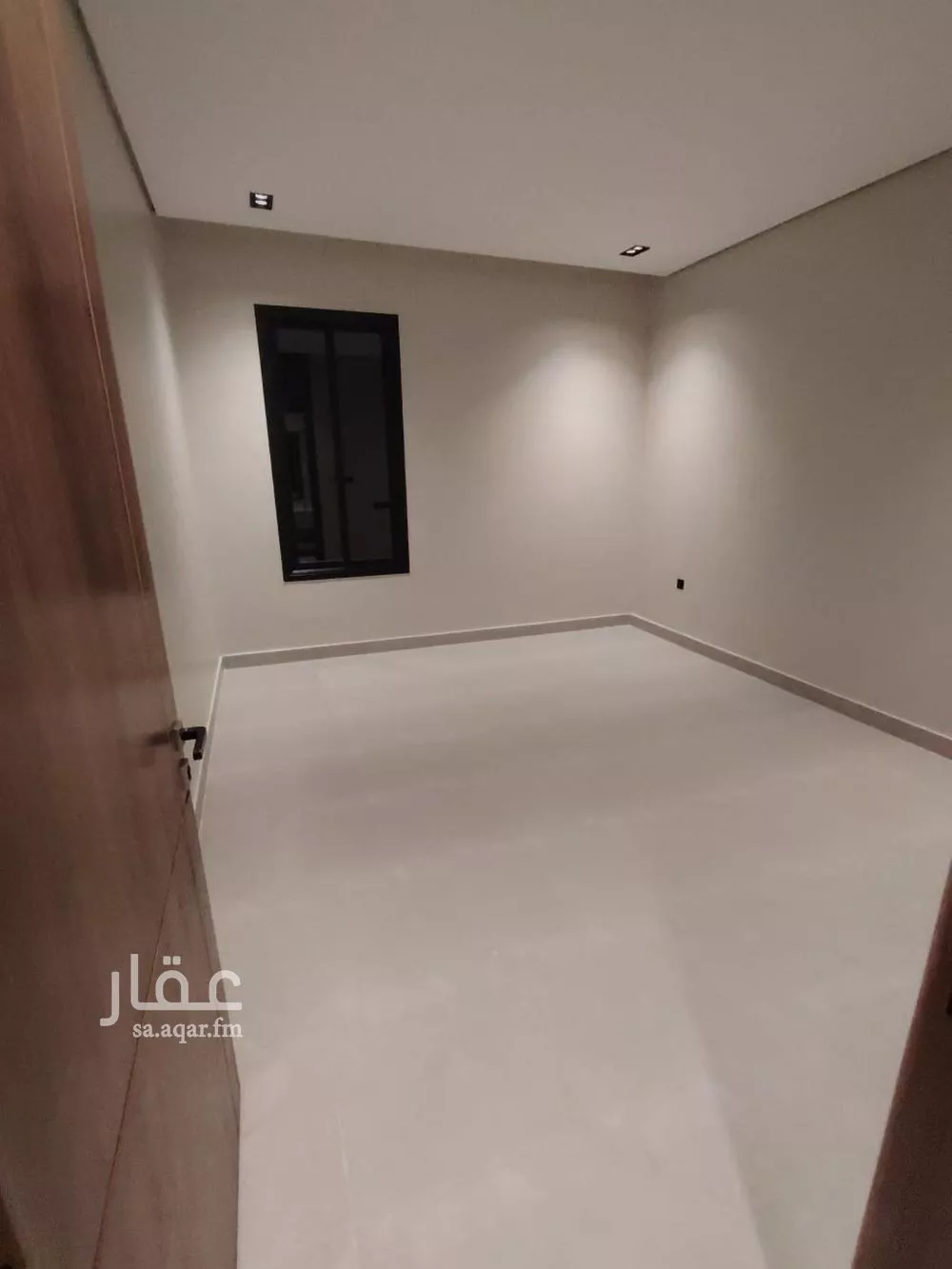 فيلا 6 غرف في المونسية 12