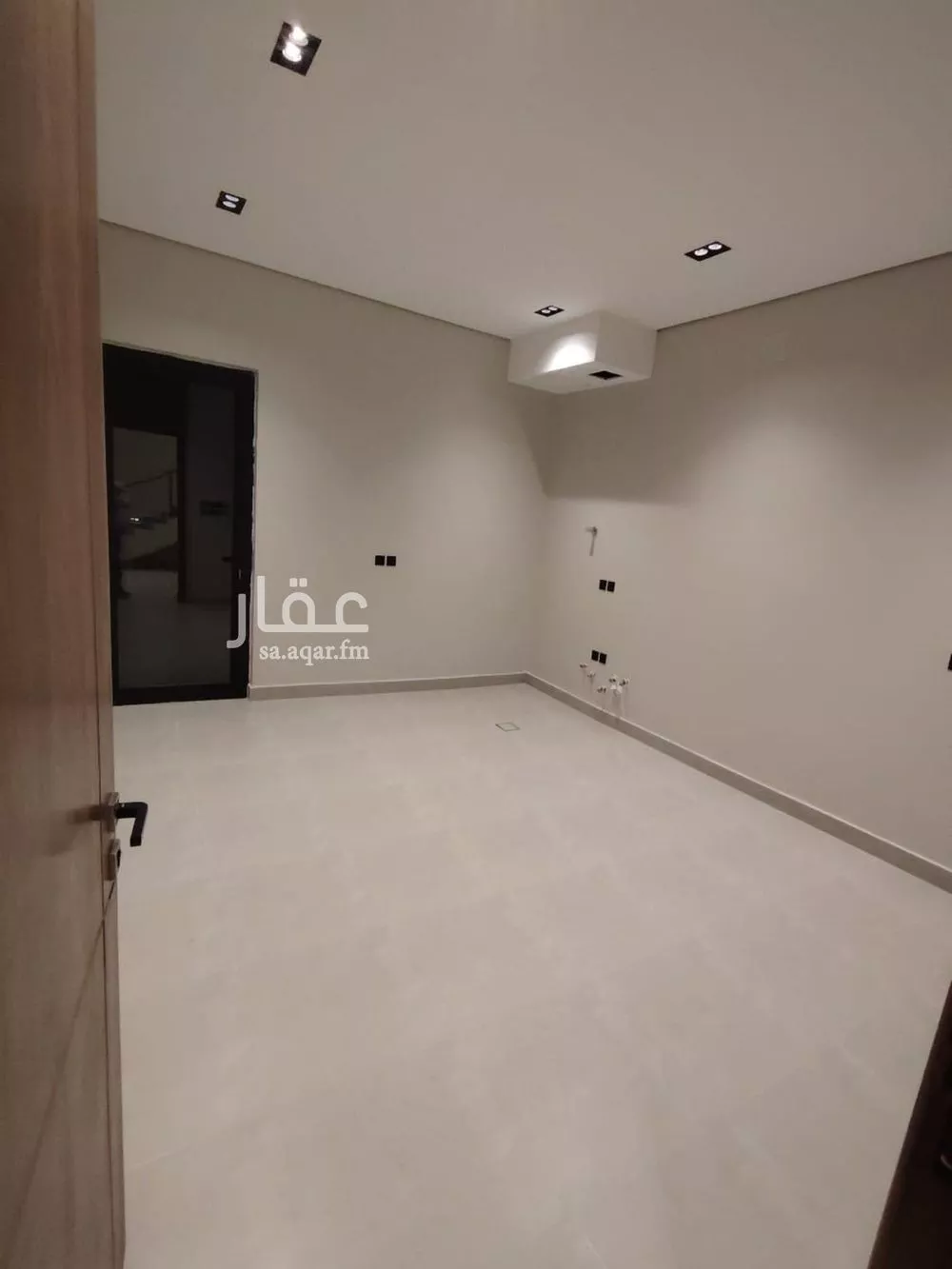 فيلا 6 غرف في المونسية 14