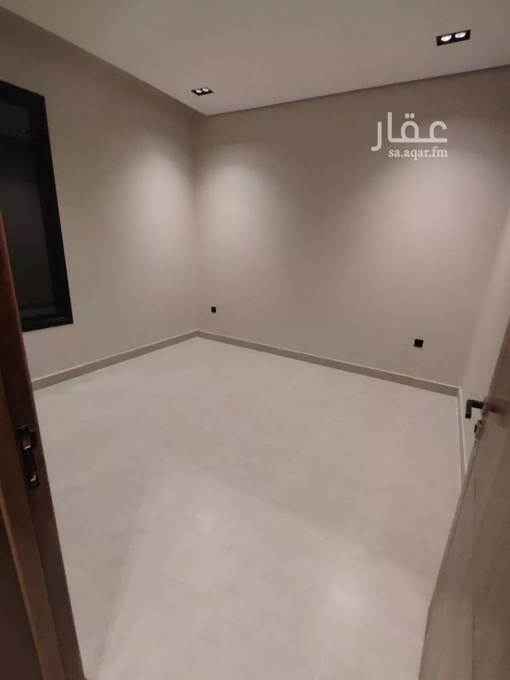 فيلا 6 غرف في المونسية 15