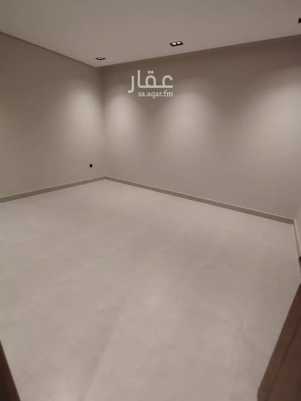 فيلا 6 غرف في المونسية 8