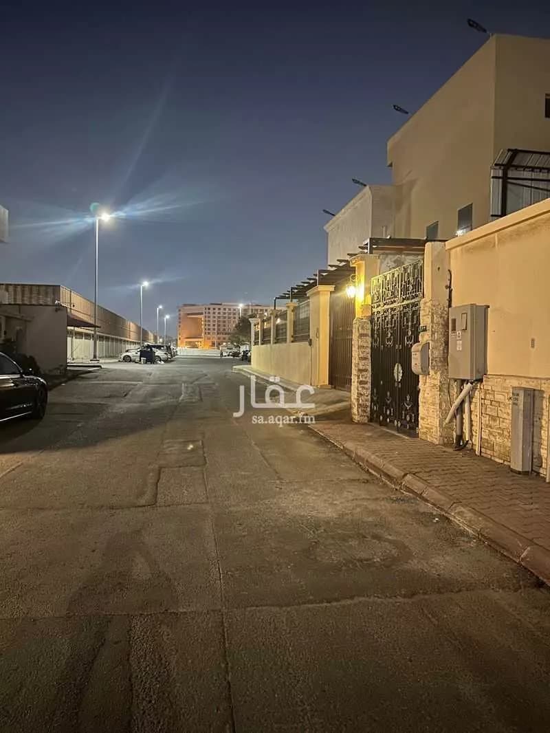 فيلا 8 غرف في الروضة 2