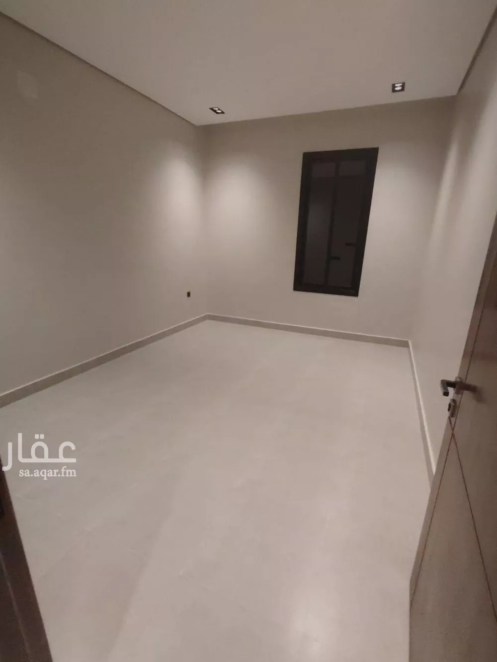 فيلا 4 غرف في المونسية 3