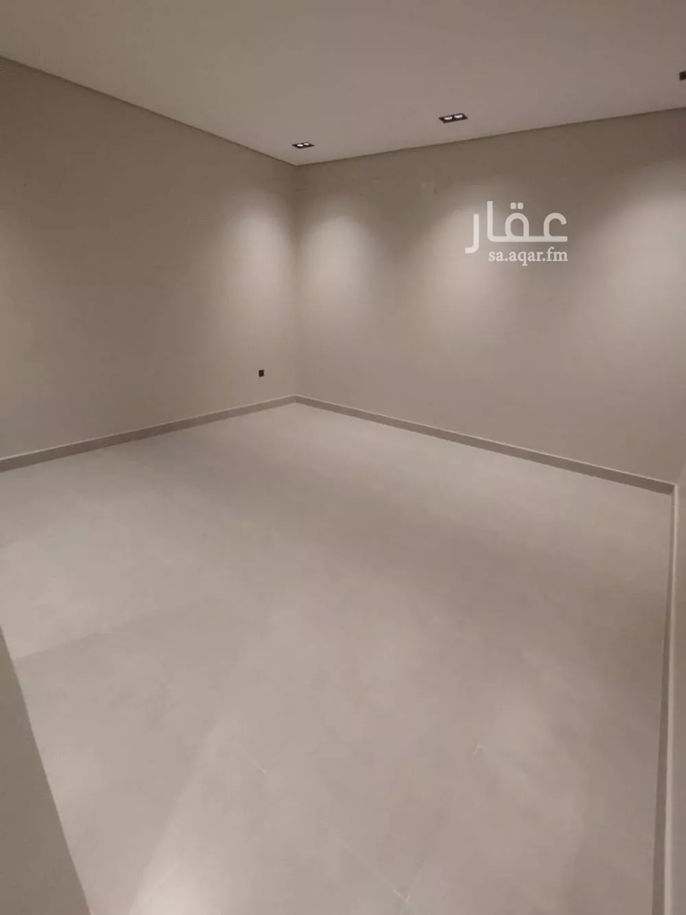 فيلا 4 غرف في المونسية 7