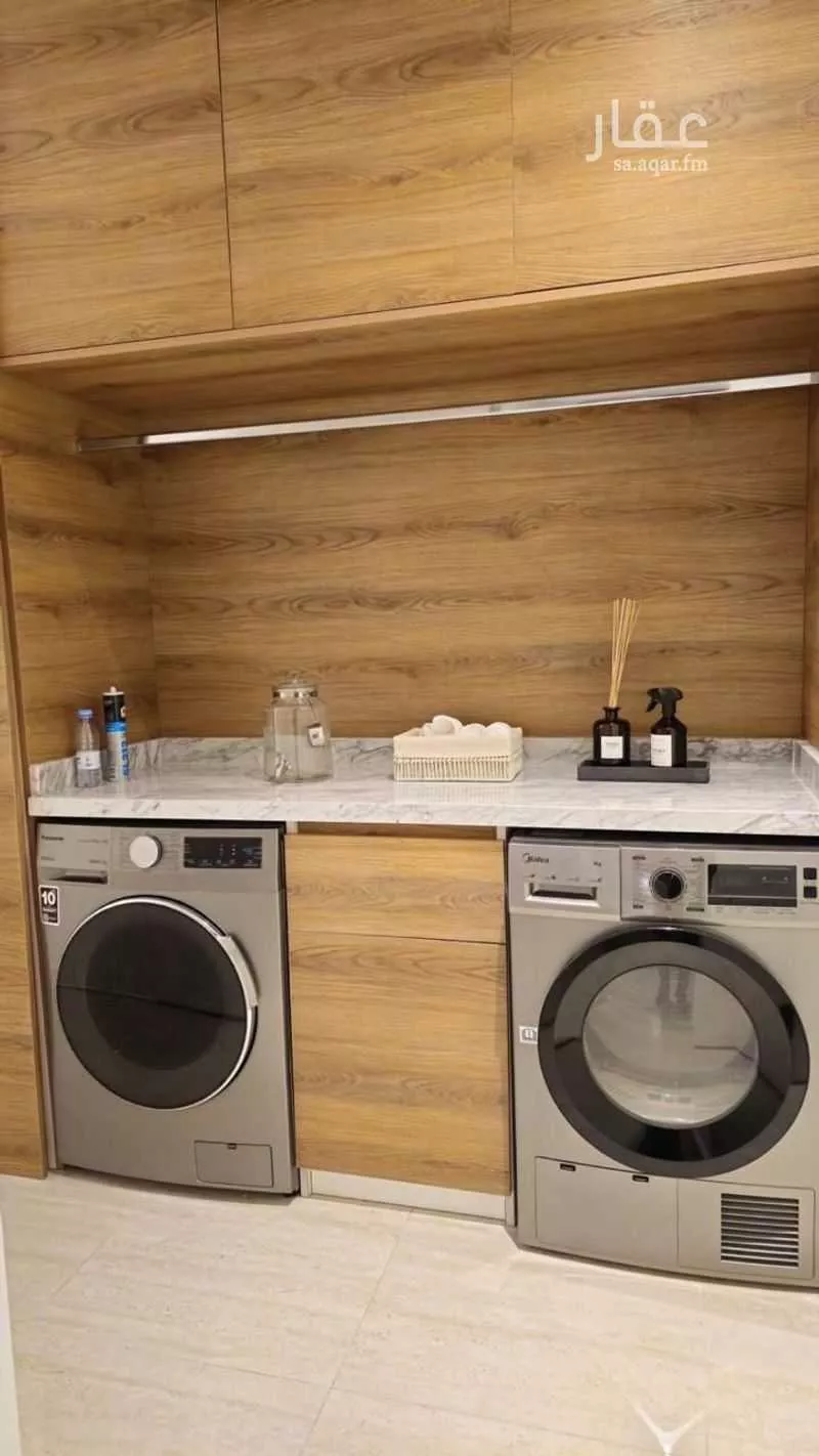 شقة 3 غرف في العقيق 6