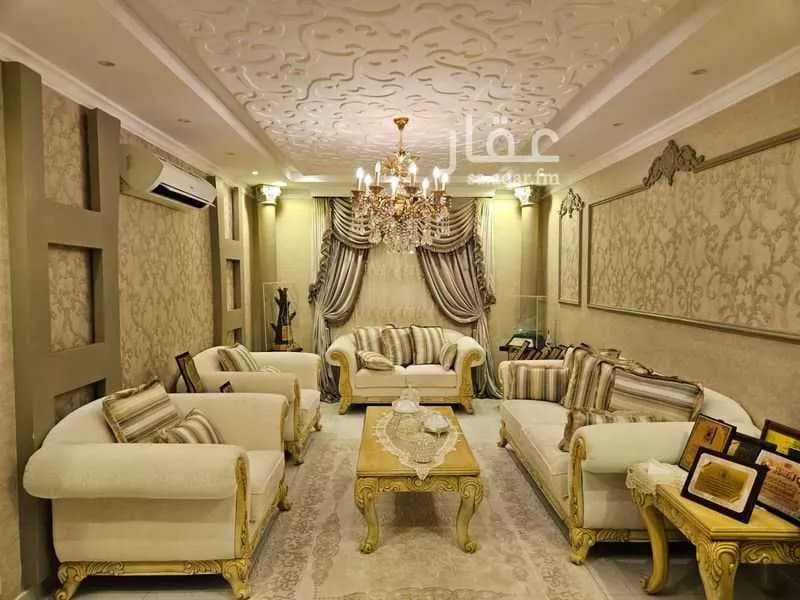 فيلا 7 غرف في الملك فهد 2