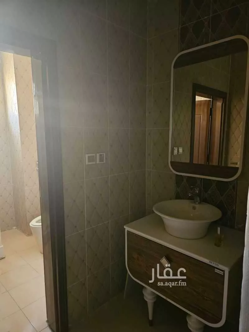 فيلا 7 غرف في الملك فهد 6