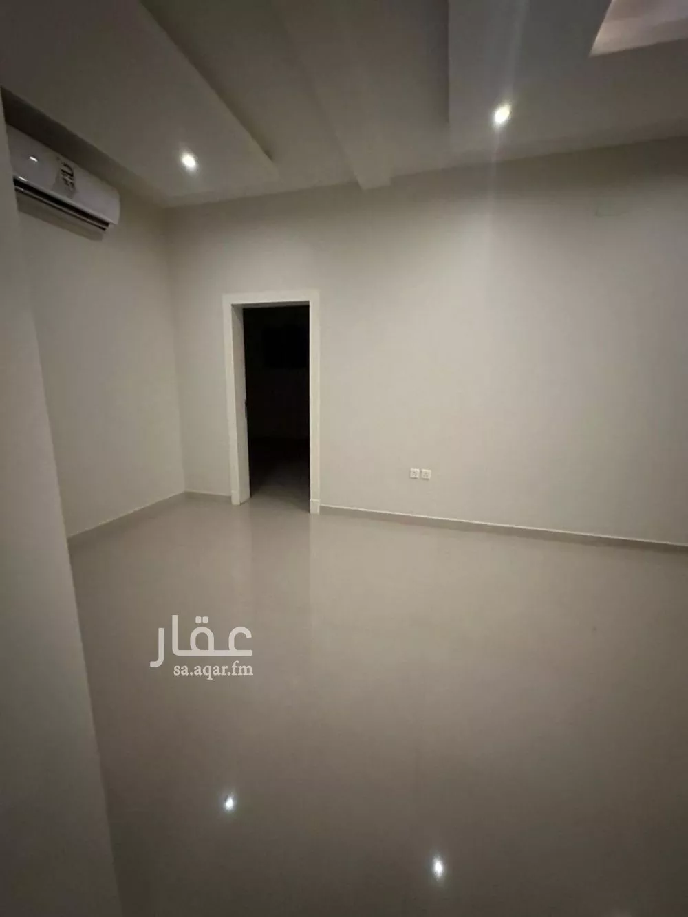 3 bedroom floor in Al Aridh 2