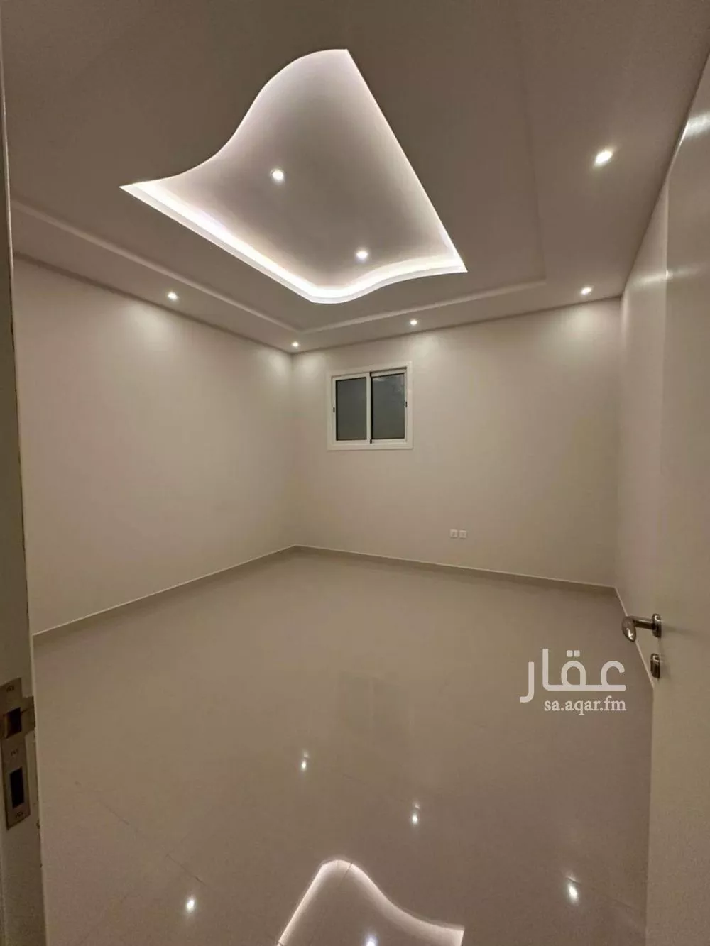 3 bedroom floor in Al Aridh 9