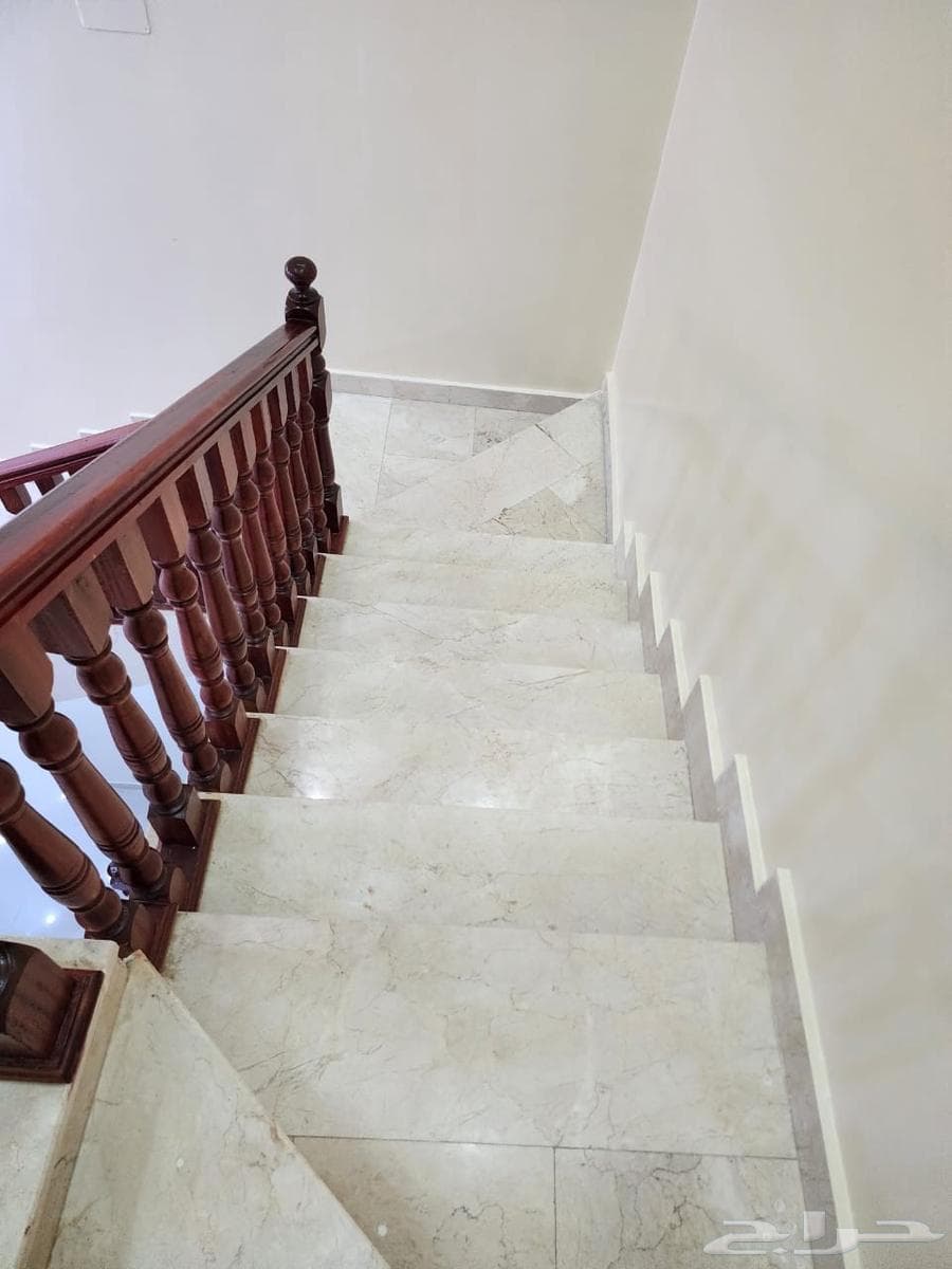 فيلا 2 غرف في الدفاع 23