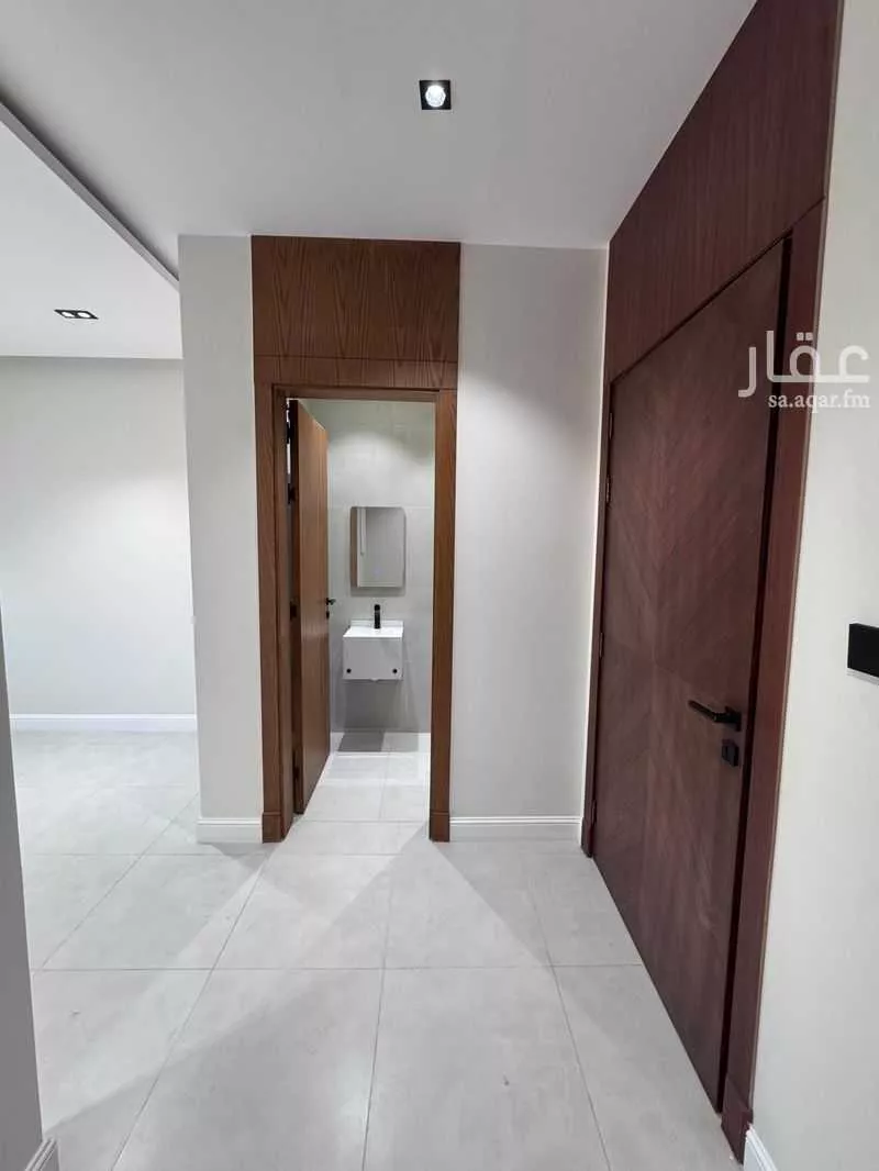 3 bedroom apartment in Al Hamra 9