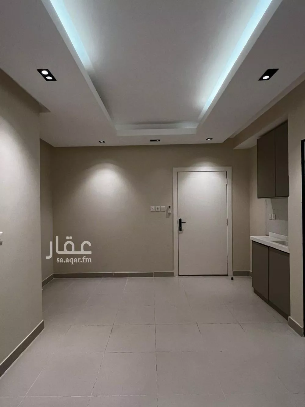 شقة 1 غرف في الملقا 2