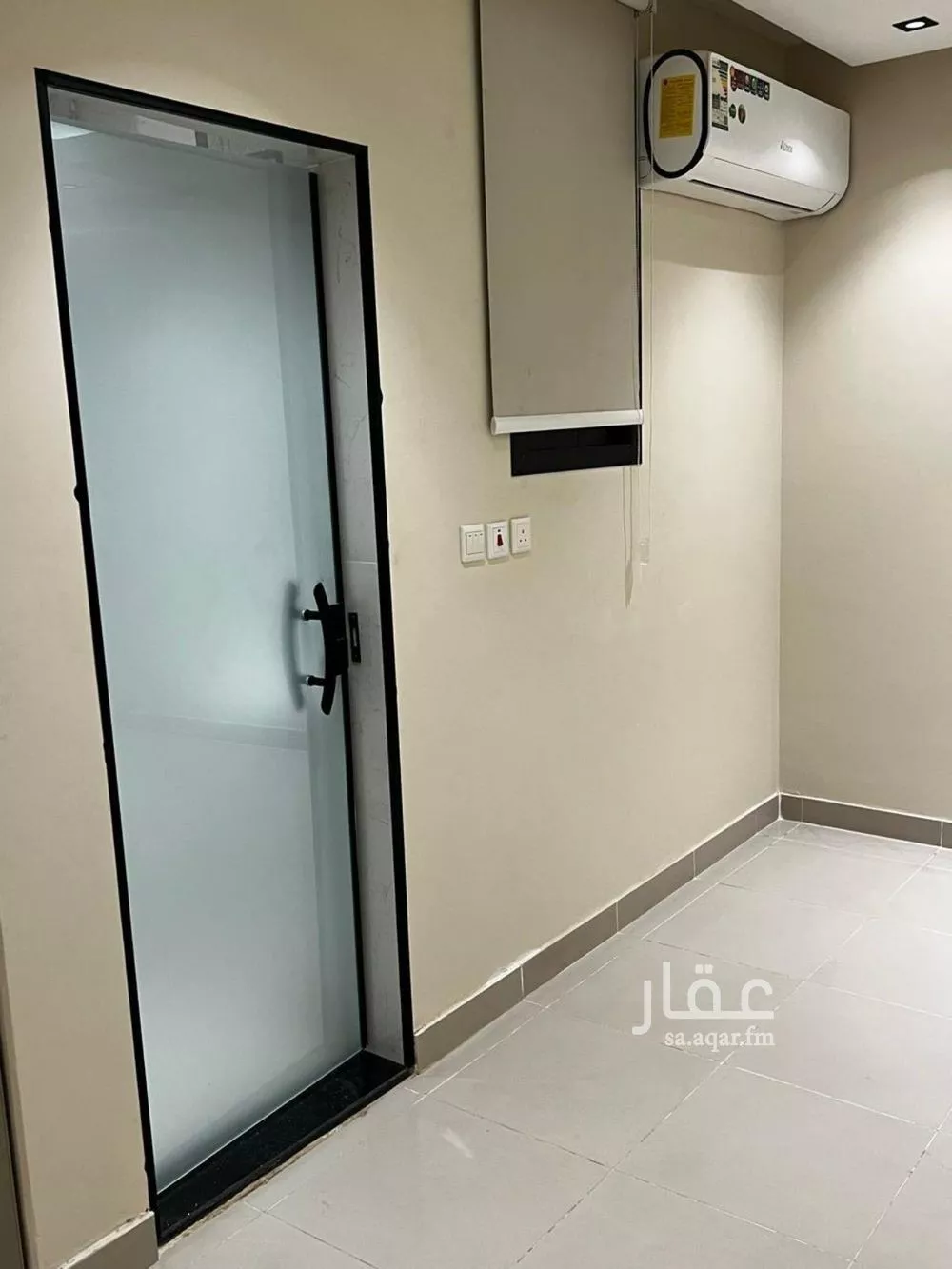 شقة 1 غرف في الملقا 3