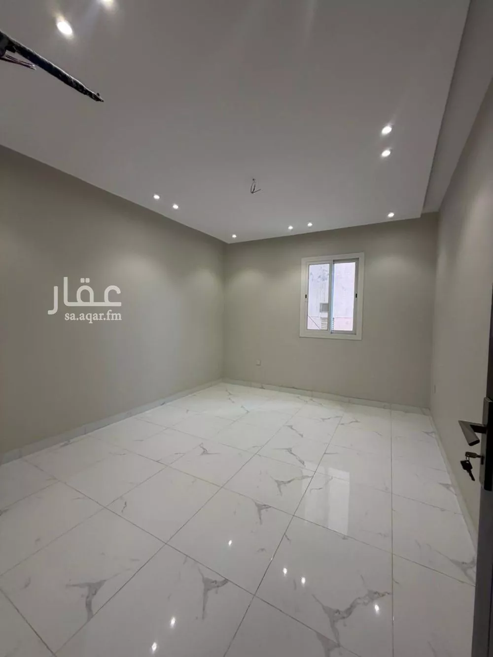 شقة 5 غرف في الصفا 2