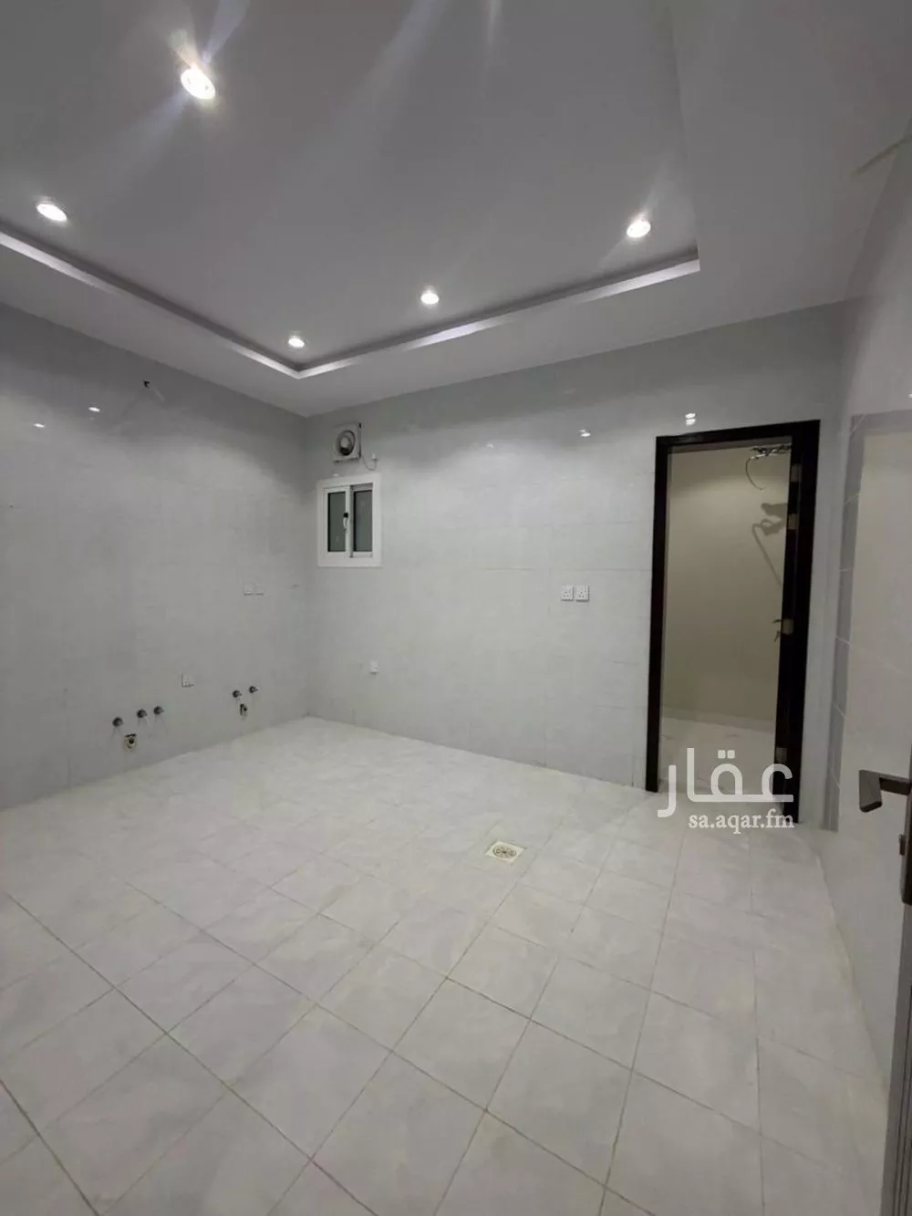 شقة 5 غرف في الصفا 12