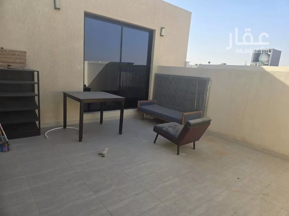 شقة 4 غرف في الرمال 3