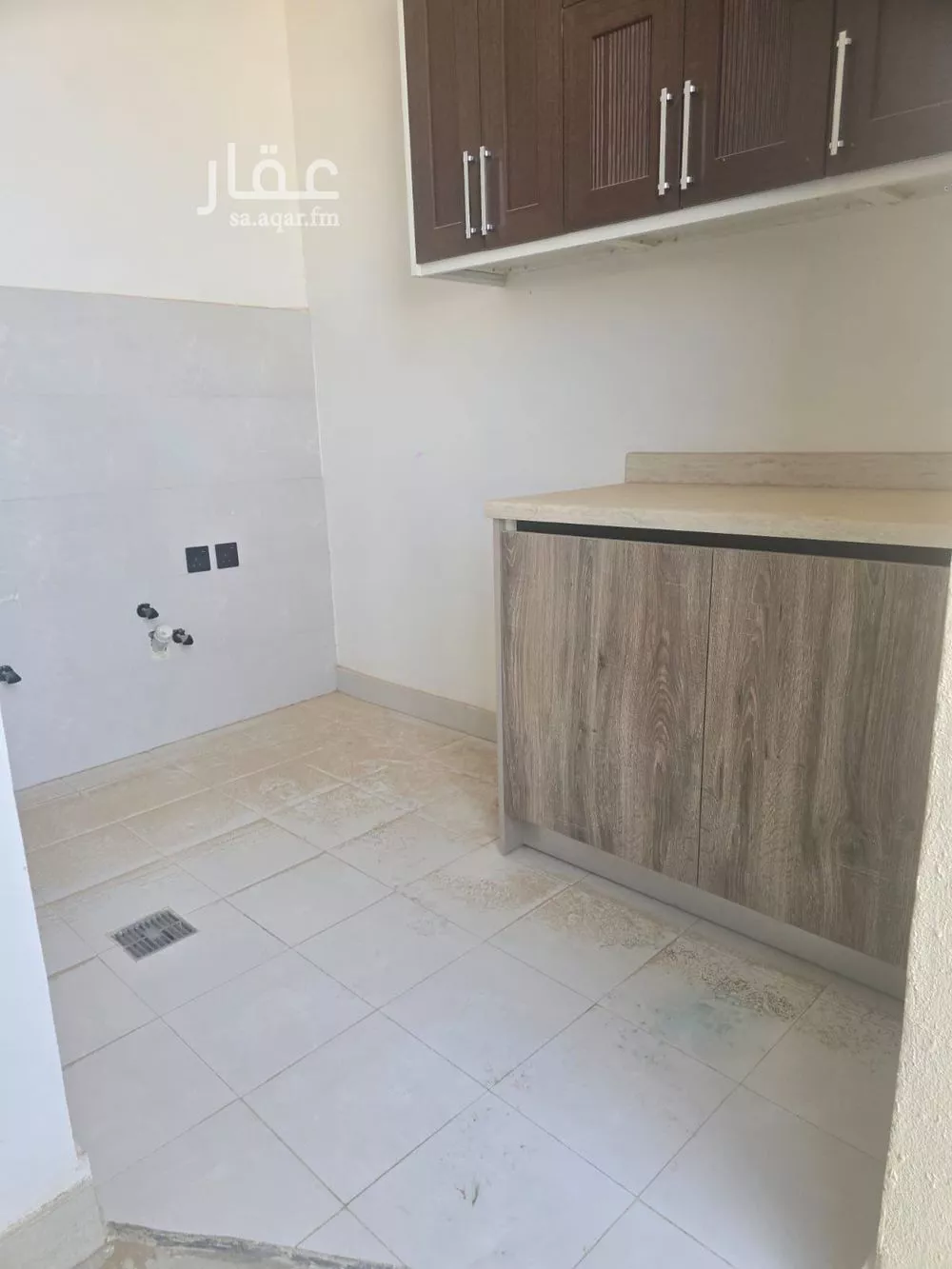 شقة 4 غرف في الرمال 6